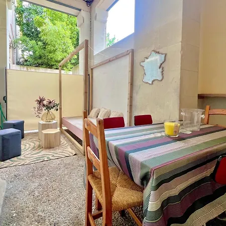 Le Patio Cache, Calme & Confort Pres Des Arenes * Nîmes